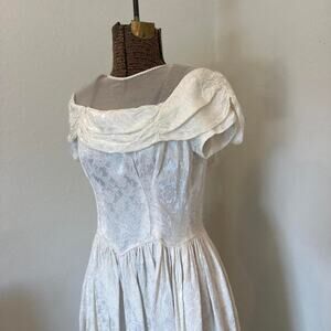 Adeline of California Women’s Small Gown White Jacquard Floral Pearl Net Bridal